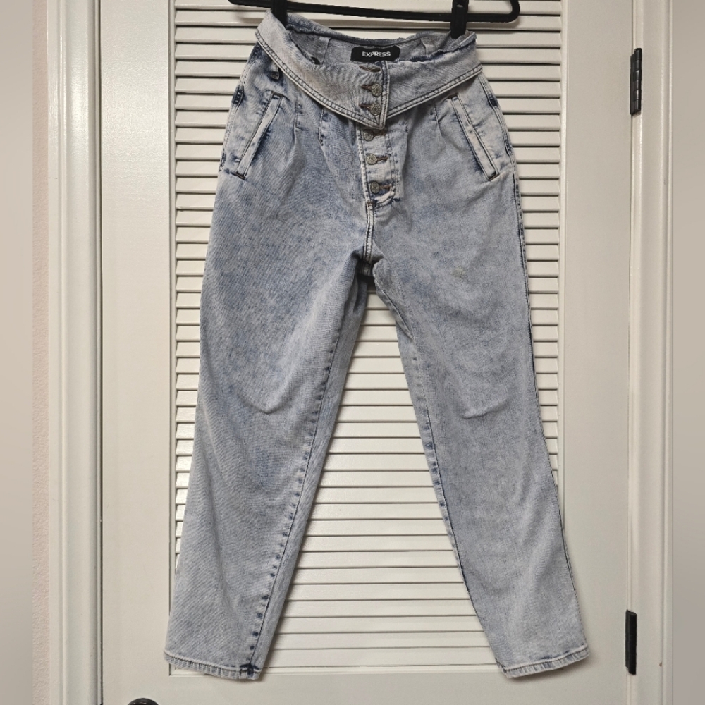 Express - Tapered Ankle Super High Waist Jeans With Pockets & Belt Loops